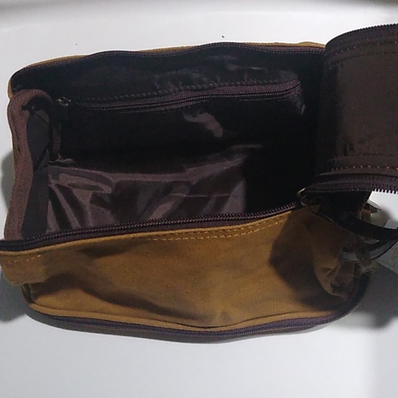 Toiletry Bag - Picture 4 of 4